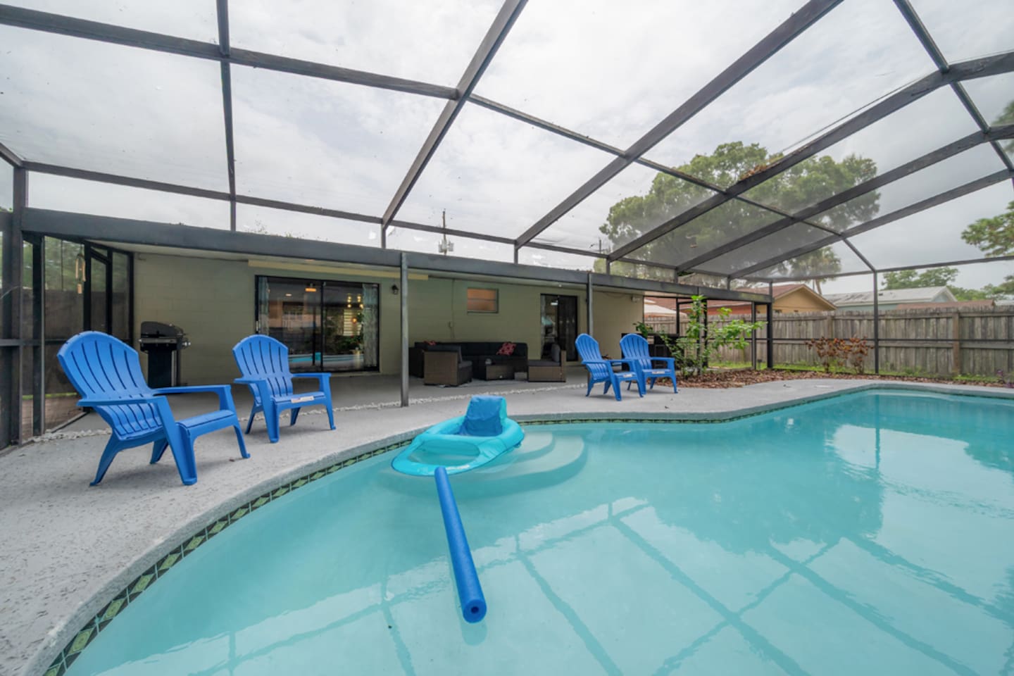 Tampa Zen Escape | Heated Pool-Hot Tub!