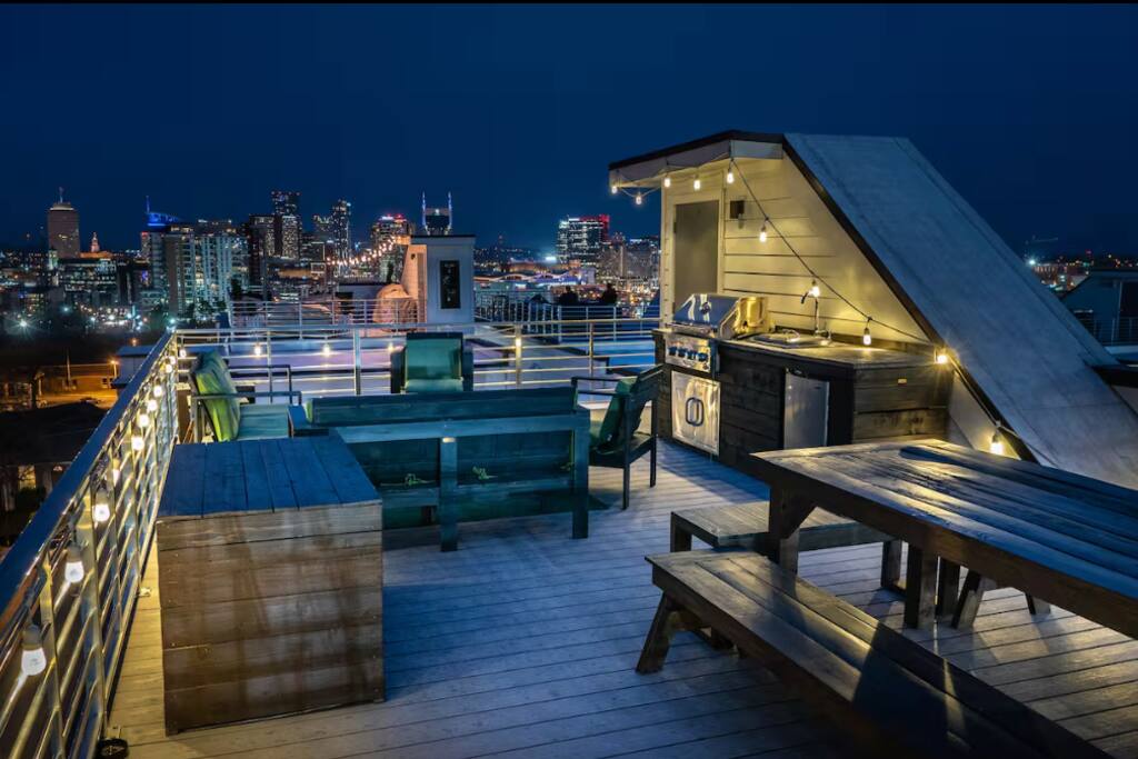 Walk to Broadway | Rooftop w/ City Views | 14 beds