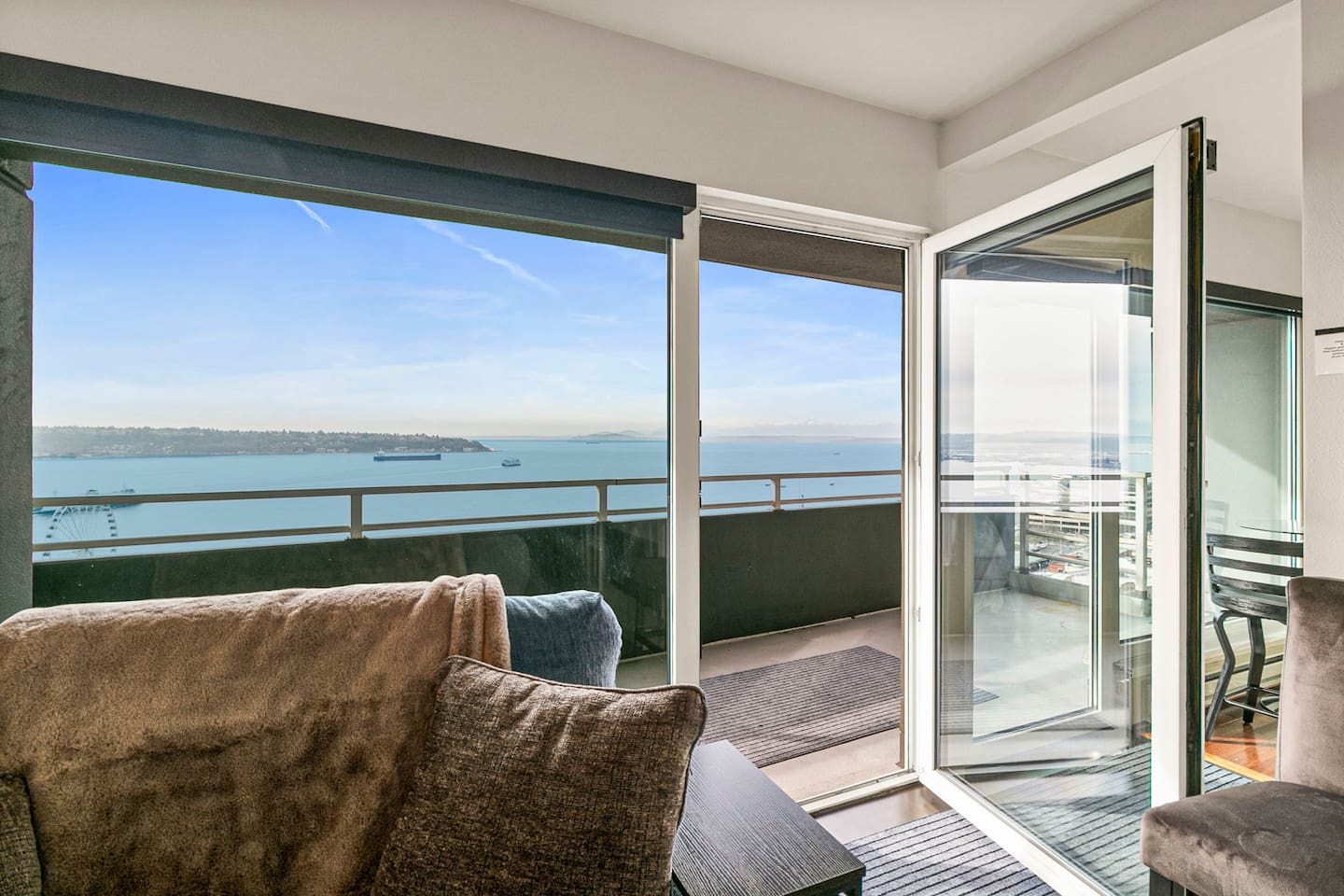 Luxury, ocean view Condo with deck and indoor pool