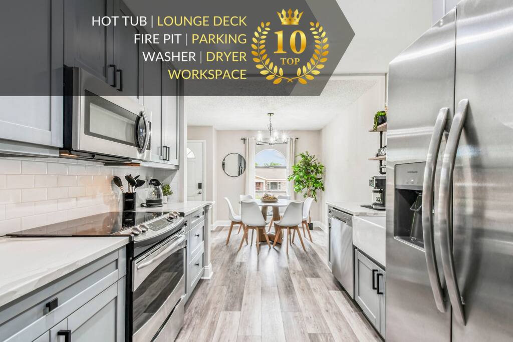 Heart of S Tampa- Hot Tub, Private Backyard, Fire Pit, Grill, 5 min to Beach