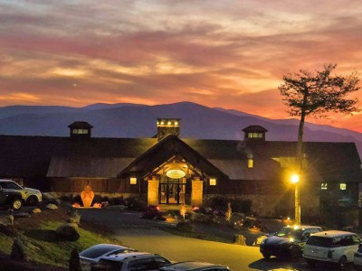 Sunset VIEWS! Lux Cabin w Firepit + Hot Tub photo 8