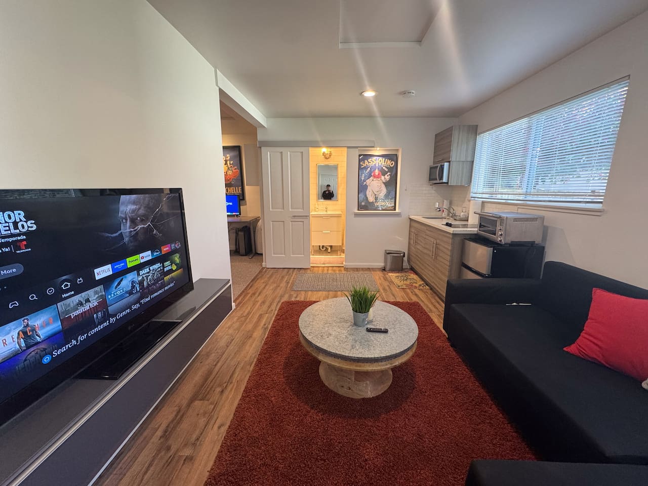 Modern Private Guest House in Seattle