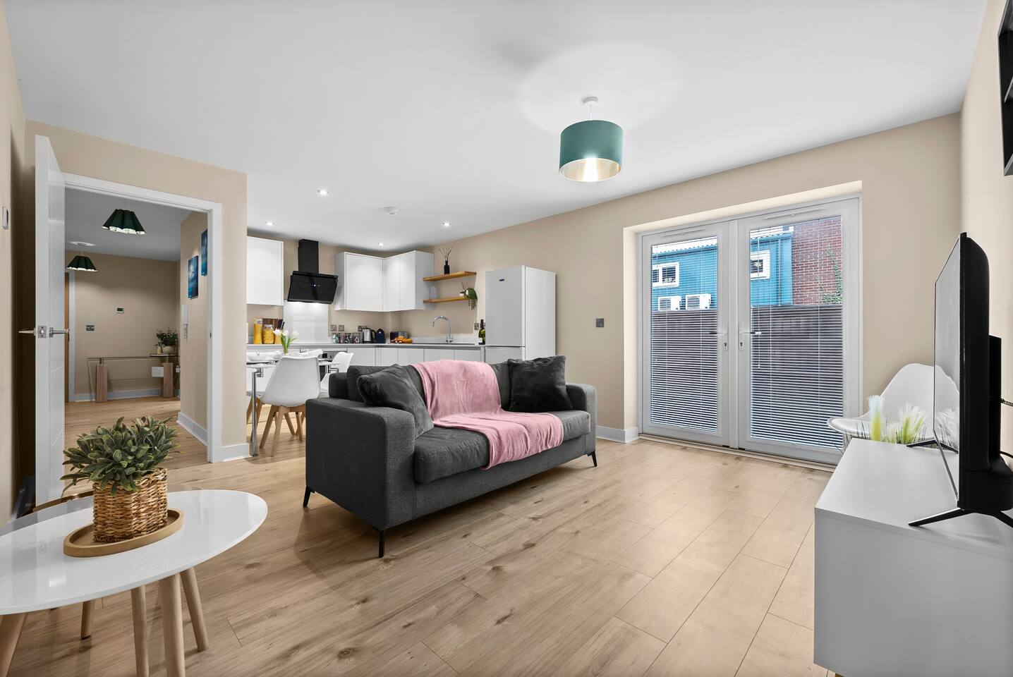 Stylish & Spacious 3BR 3Bath with Private Parking