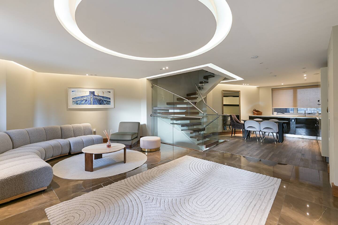 3Bd & 3bath with full AC in Marble Arch