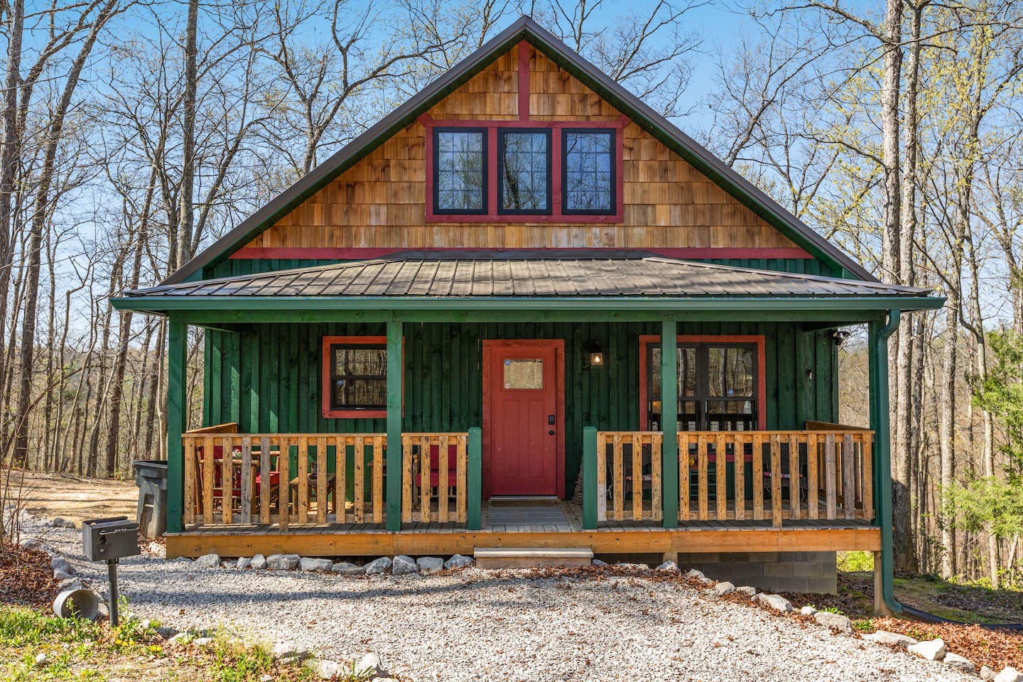Ridge Top Cabin Retreat w/ Hot Tub & Game Room