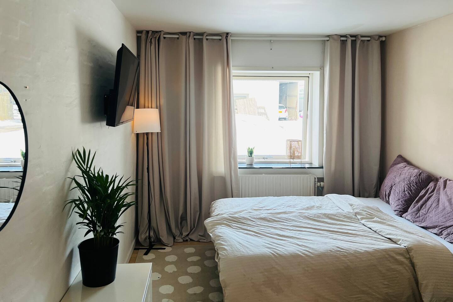 Self Check-In  |  Bright & Modern Double Room
