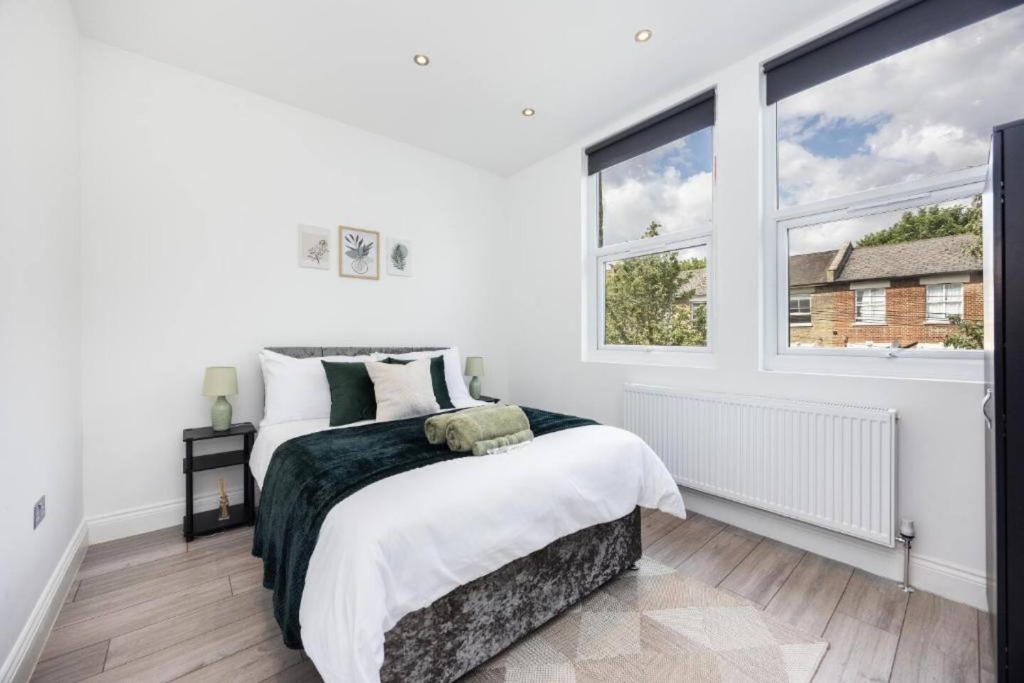 Spacious 3BR Flat | Shepherd’s Bush | Sleeps 9