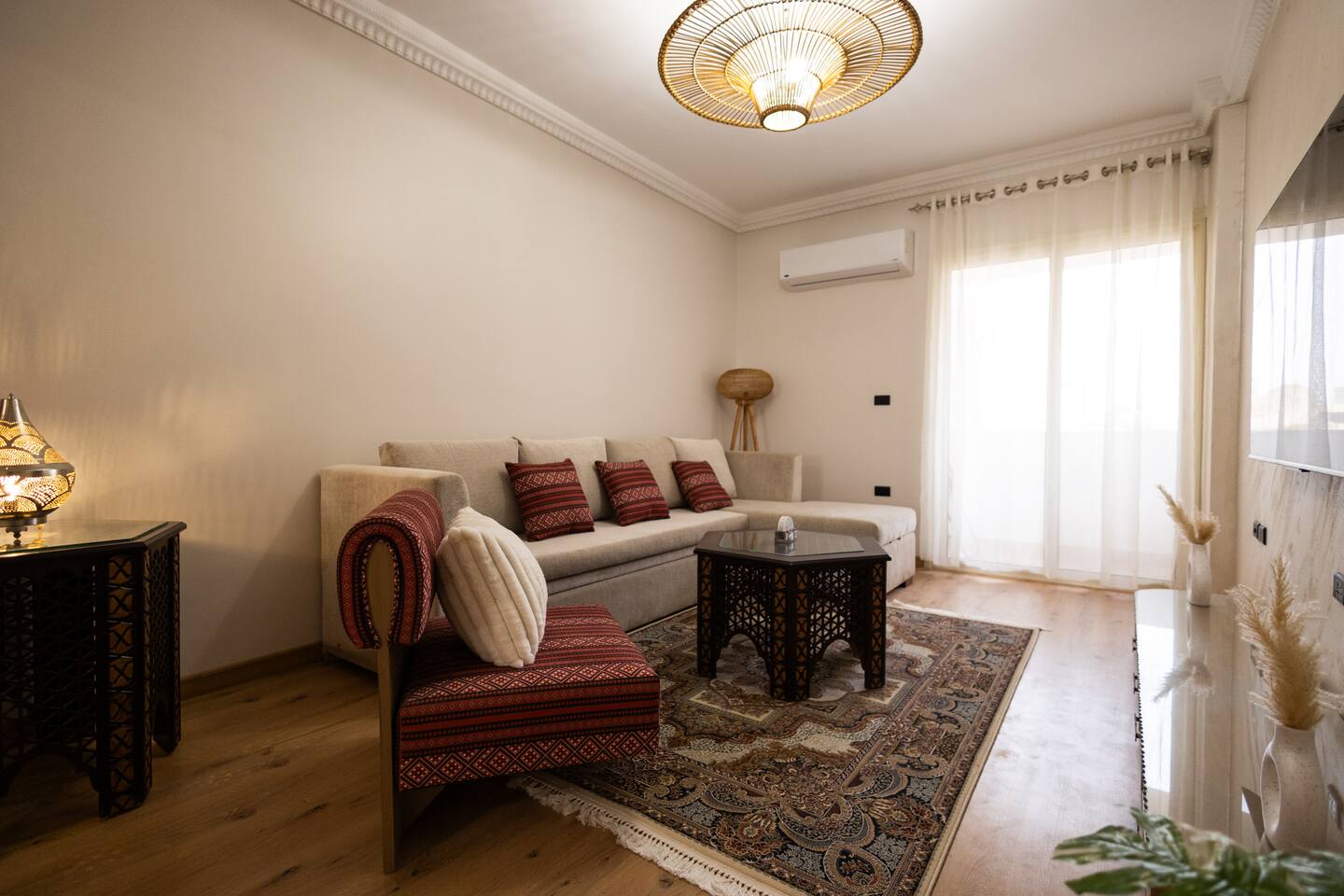 Arab-Style Island Apartment With Nile View