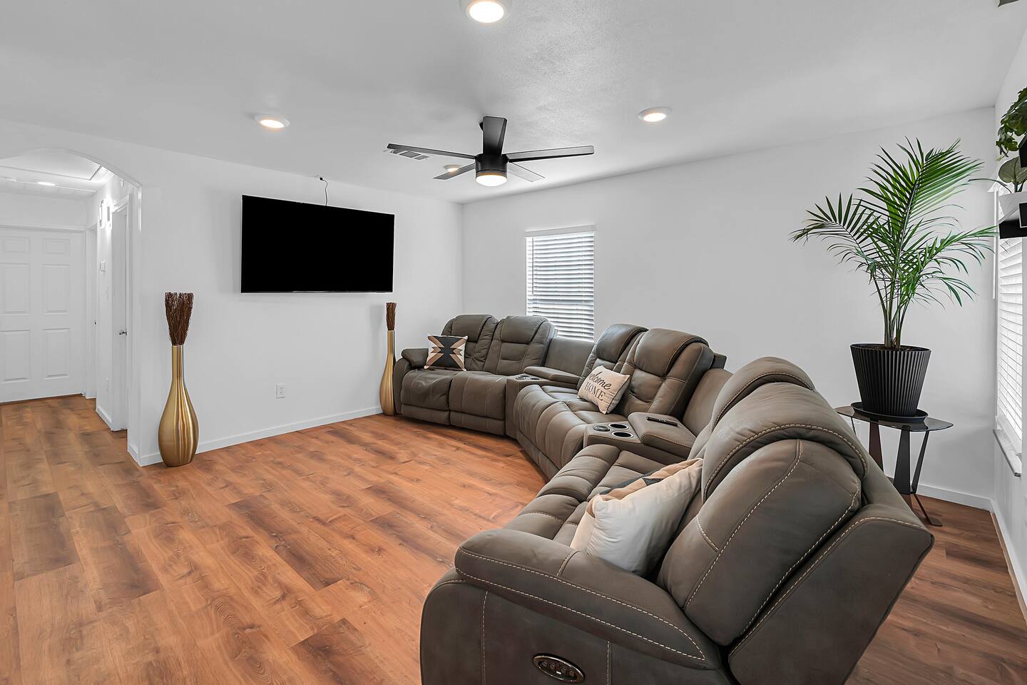 Serenity Bungalow- Midterms Welcome