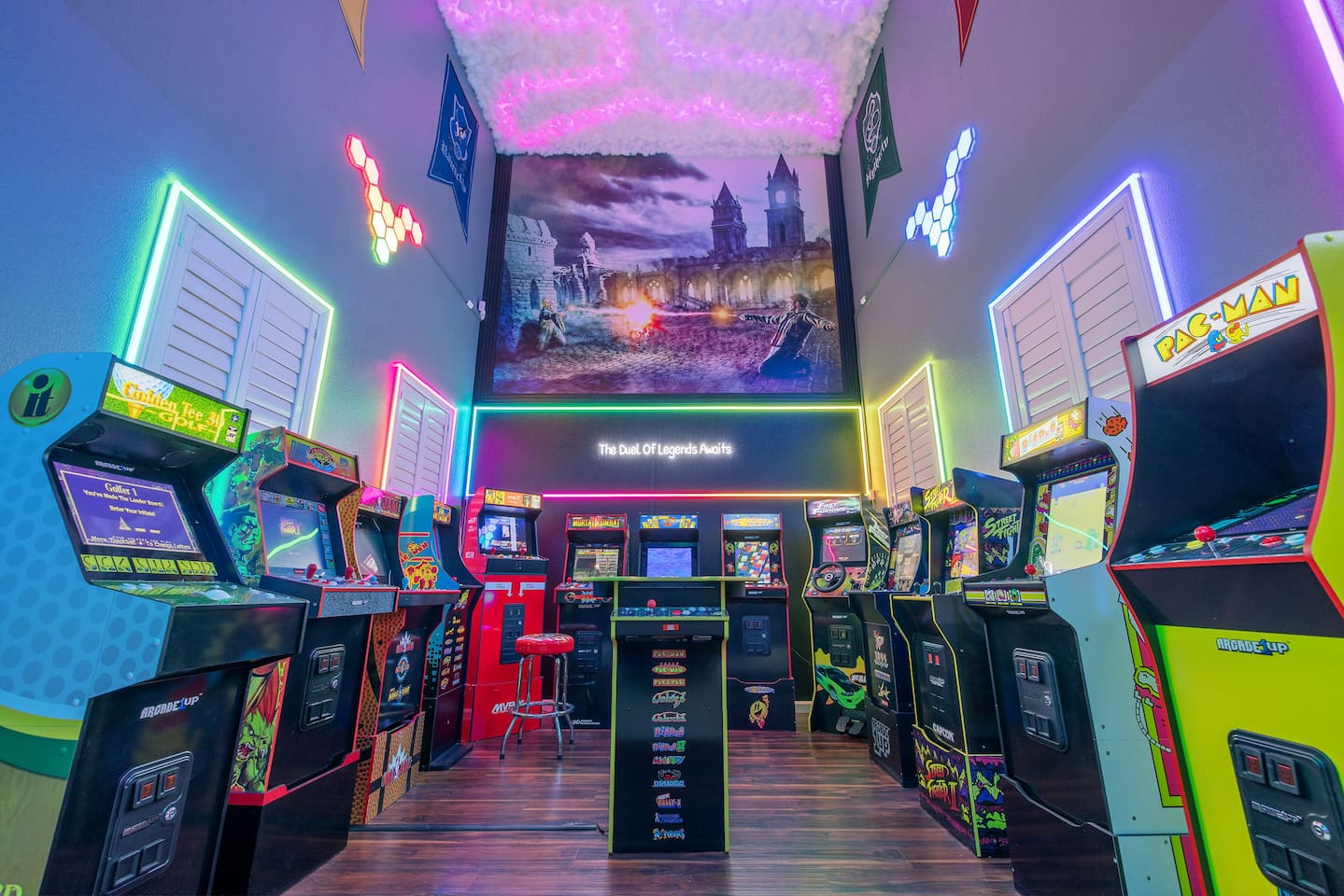 Wizard Themed Escape With Hot Tub & Pool