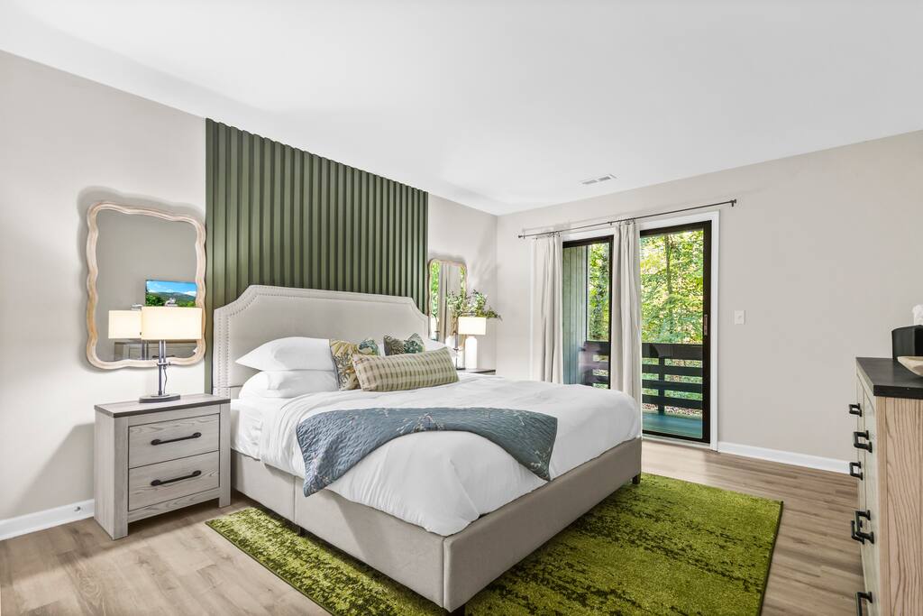 NEW Cozy Cabin by Clemson/Lake + HotTub & GameRoom