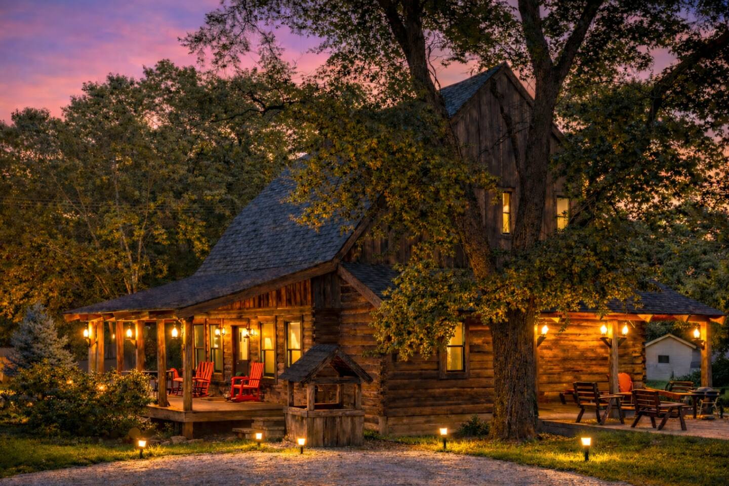 Family cabin, fire pit, river access, games