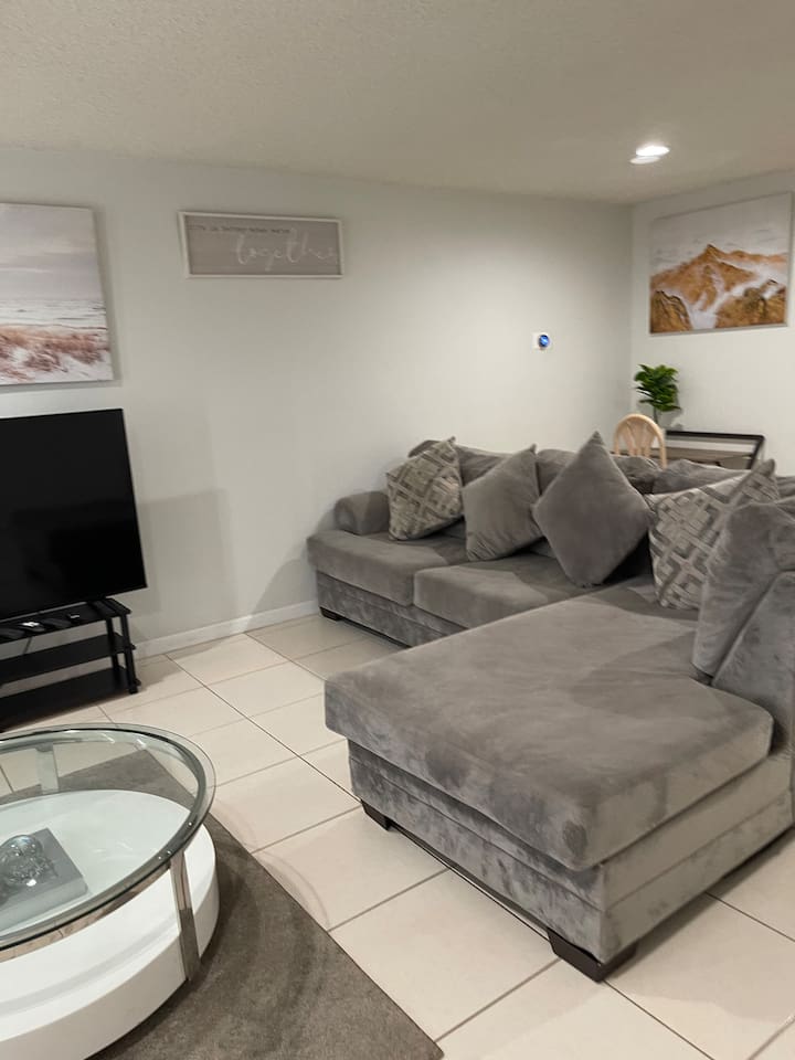 Boca House in Quiet Community For Your Group