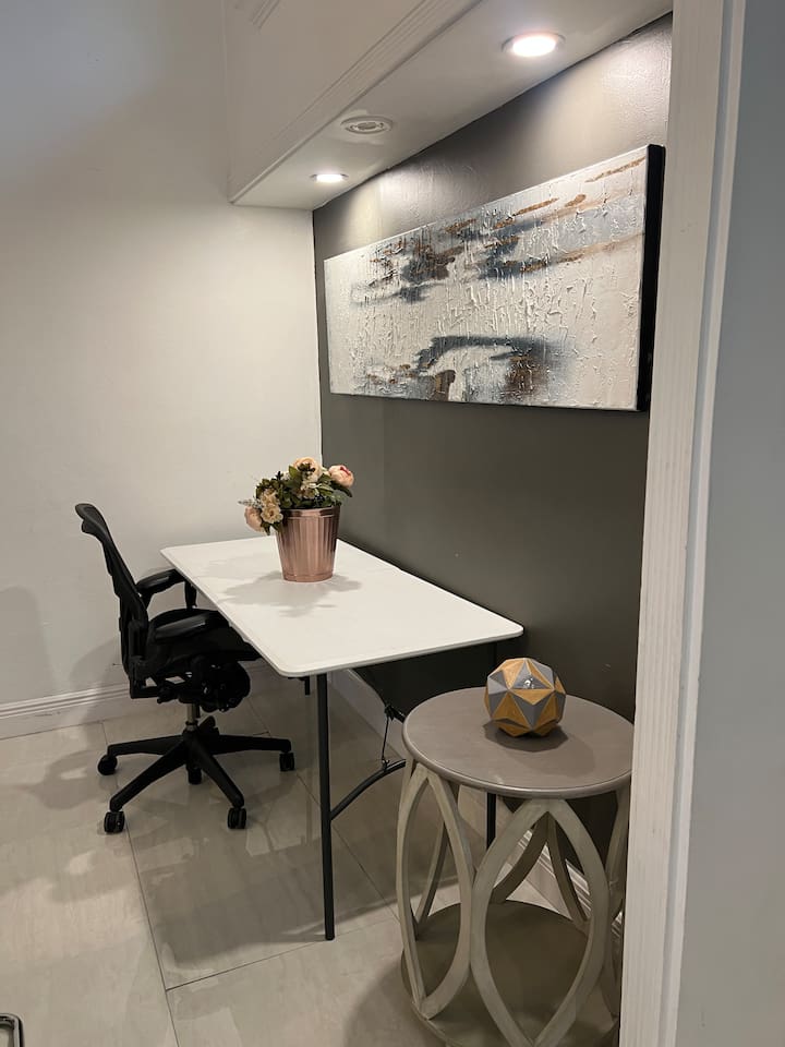 Miami Entire Hostel Private Room 5