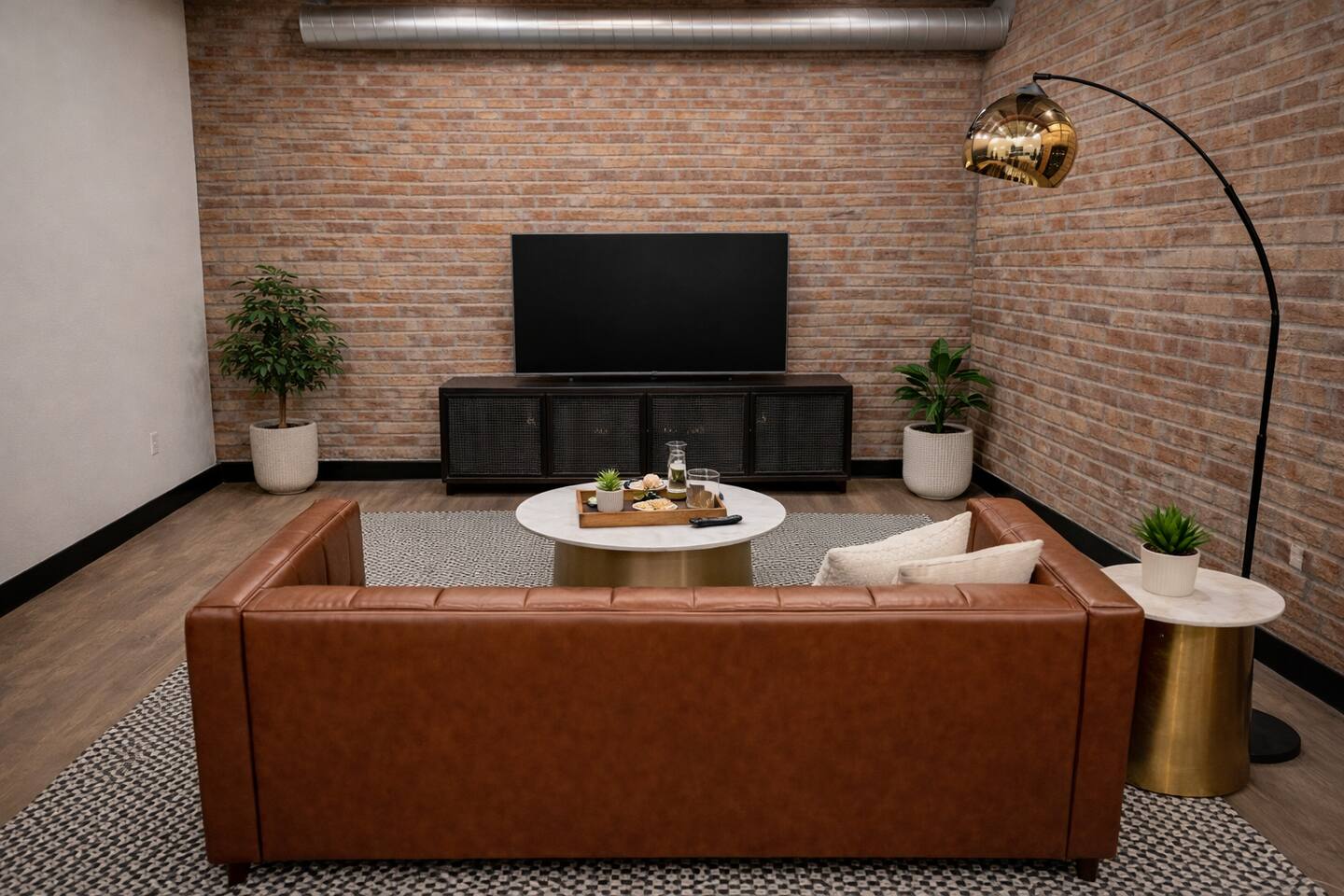 Brick & Bed - Arch, Casino, Convention Center