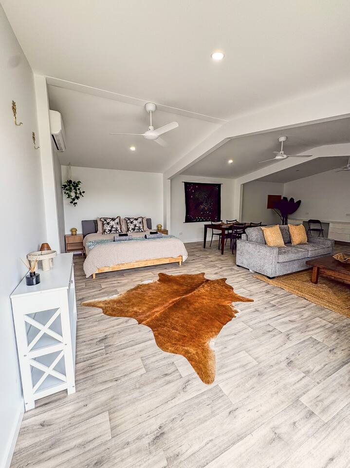 The Palms – Stylish Studio Retreat Near Yeppoon
