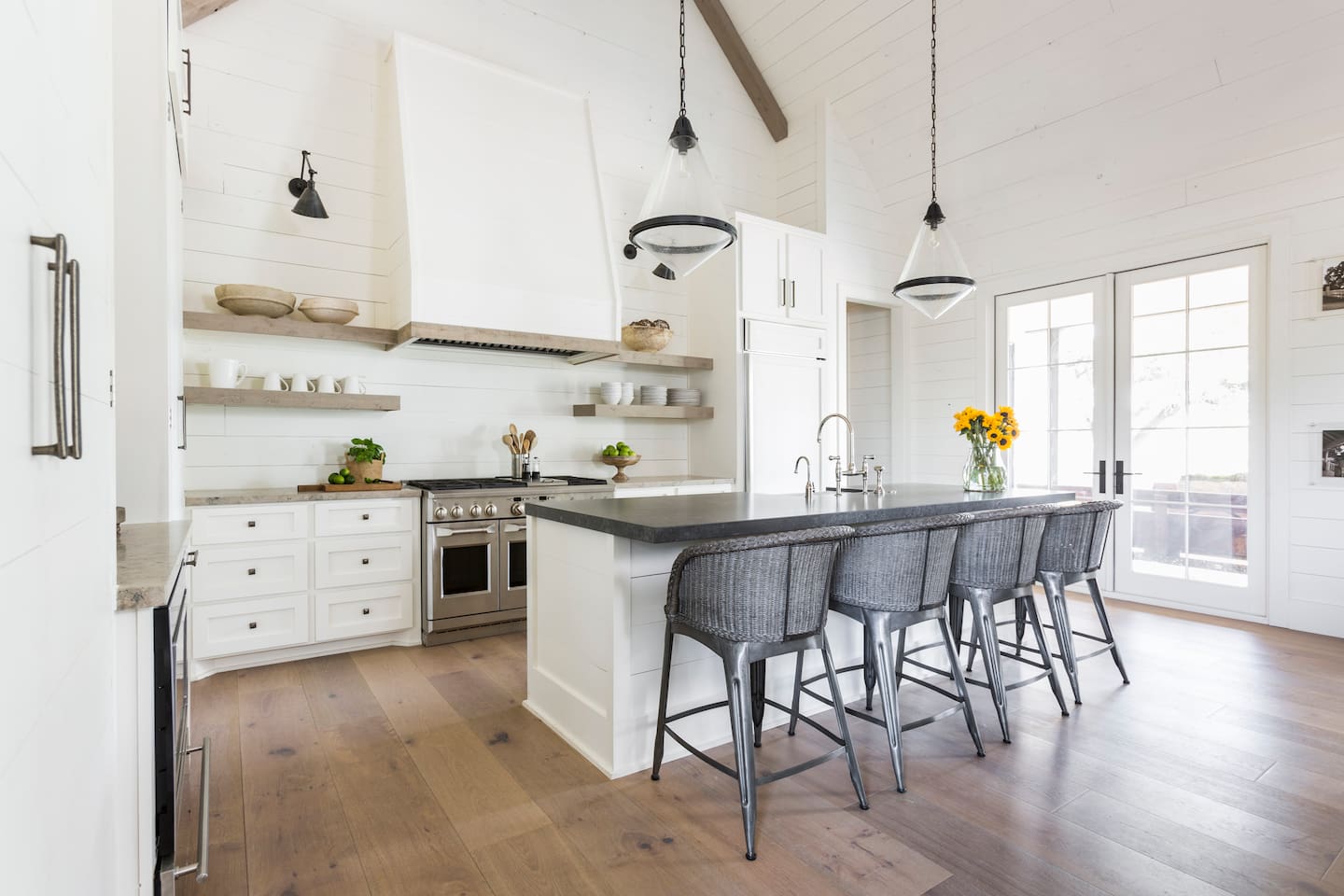 Luxury Farm Retreat | 5 Minutes to Round Top