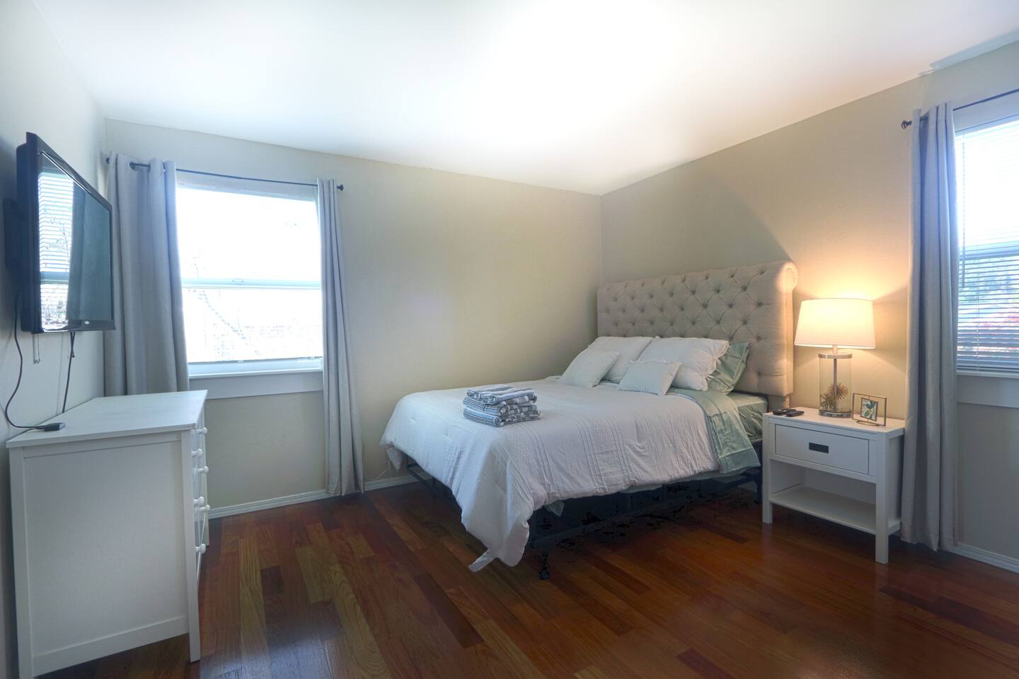 Central Room by Major Hospitals & Top Employers