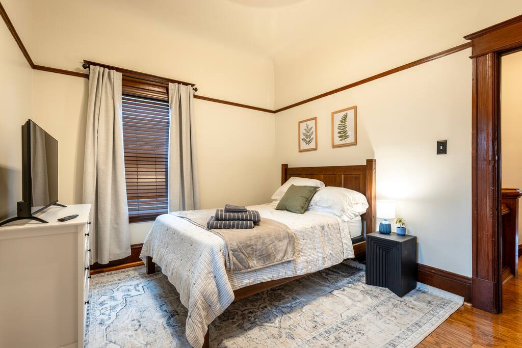 Cozy Private Suite Near Hospitals & Employers (#1)