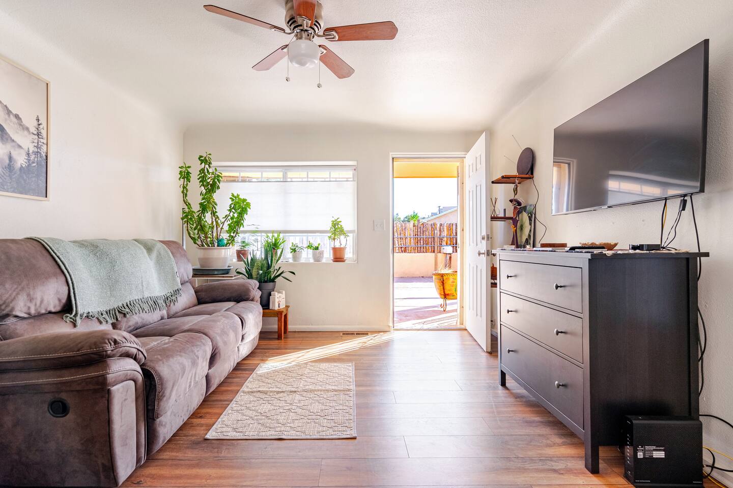 Cozy Casita near Downtown Albuquerque