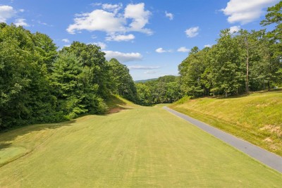 Golf course views at Innsbruck Resort near the Mount Yonah studio