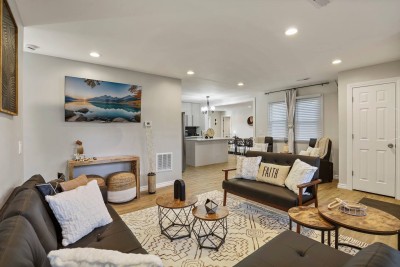 2N450 Amy Ave rental in Glen Ellyn