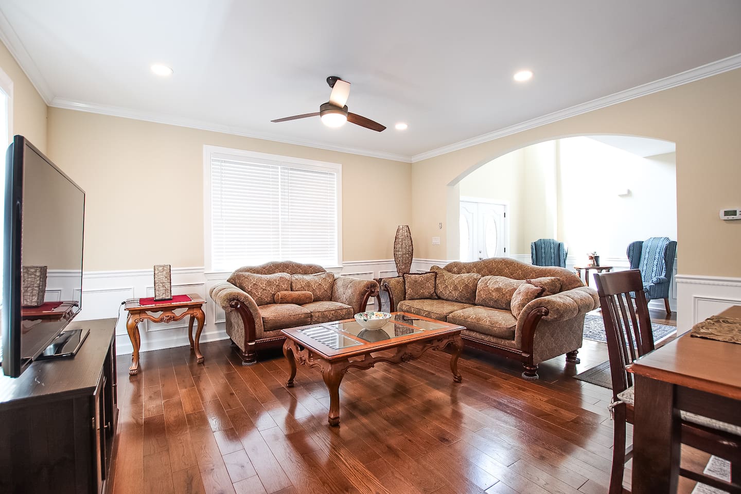 Beautiful & Serene |Spacious Home w/ Ensuite Baths