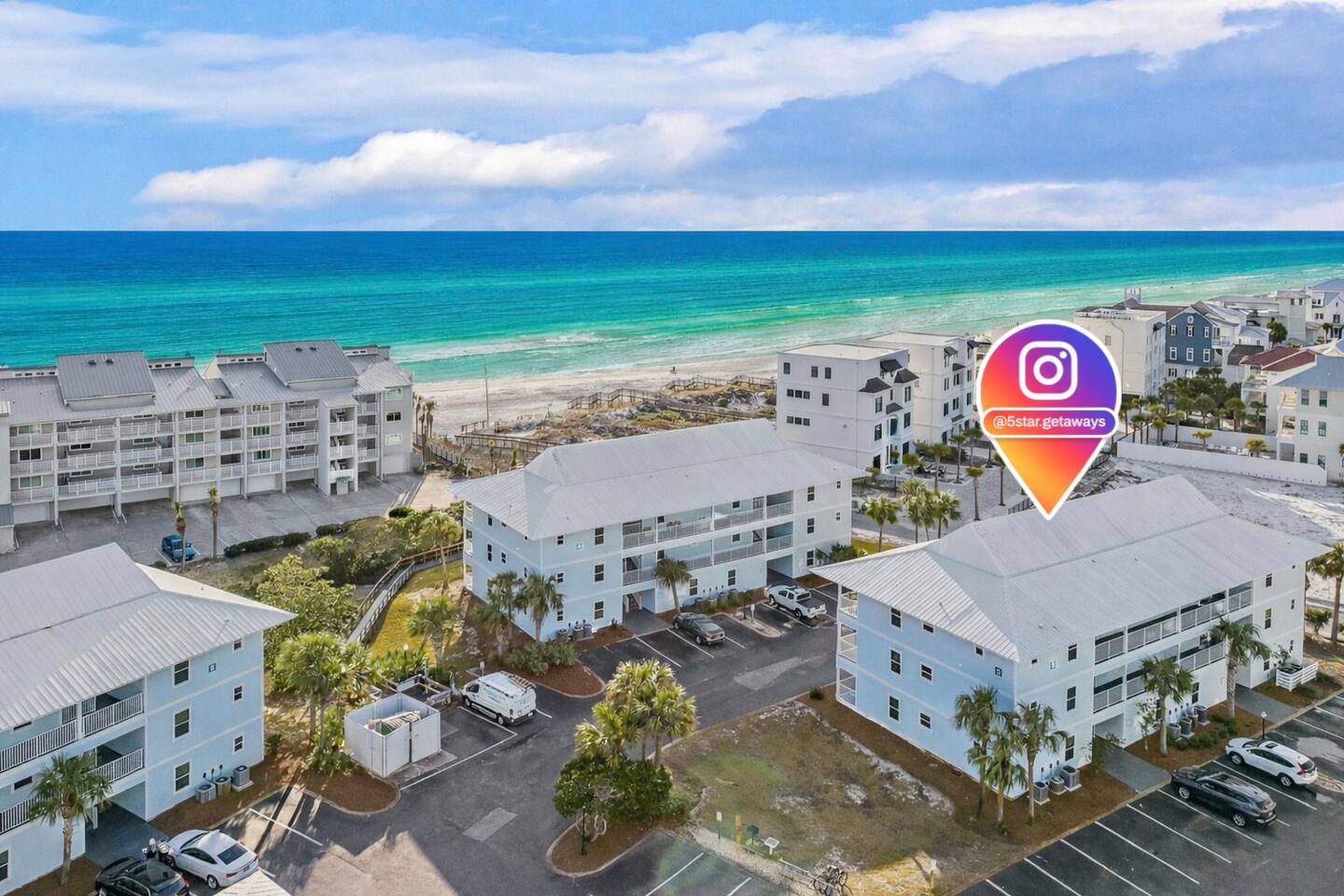 New List 3BR/2BA - Gulf View Steps to Gulf