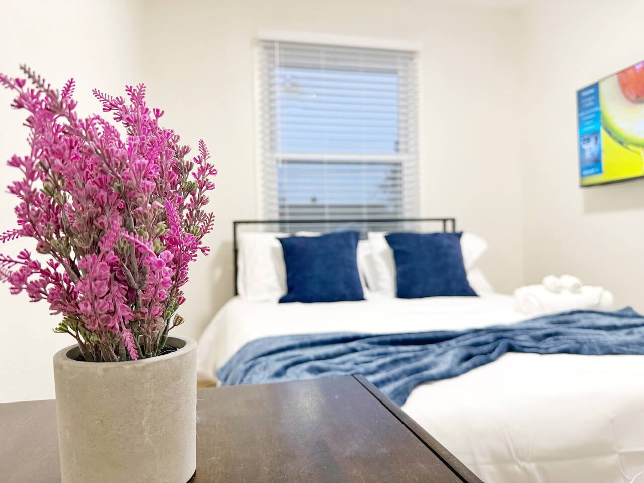 Henderson Homestead | 3BR/1BA Newly remodeled Apt