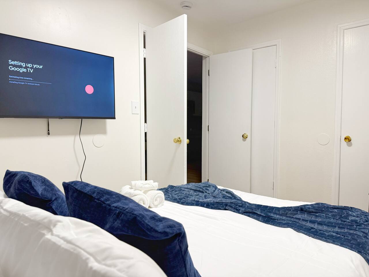 Henderson Homestead | 3BR/1BA Newly remodeled Apt