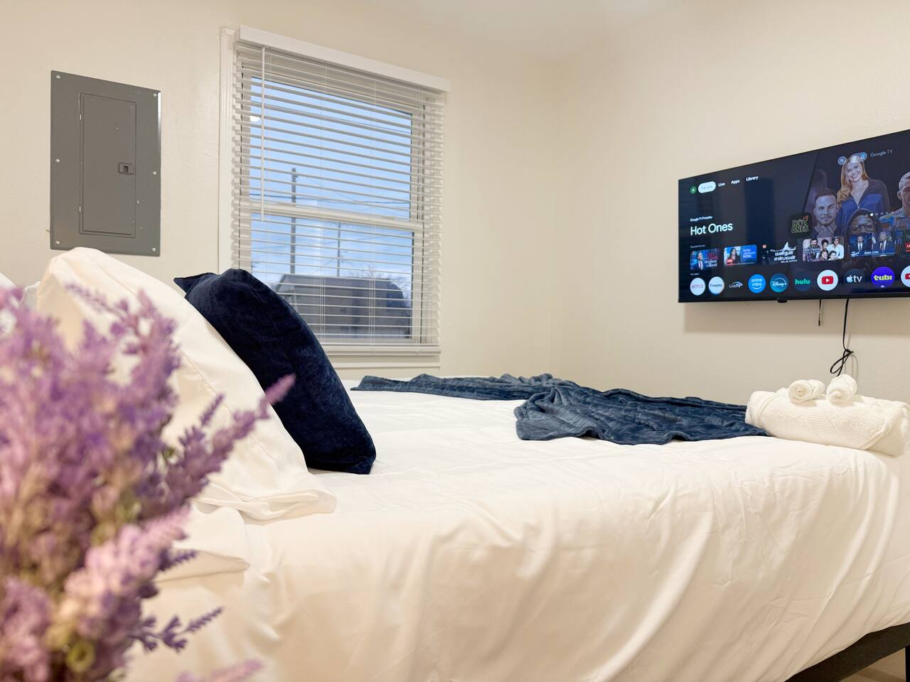 Henderson Homestead | 3BR/1BA Newly remodeled Apt photo 4