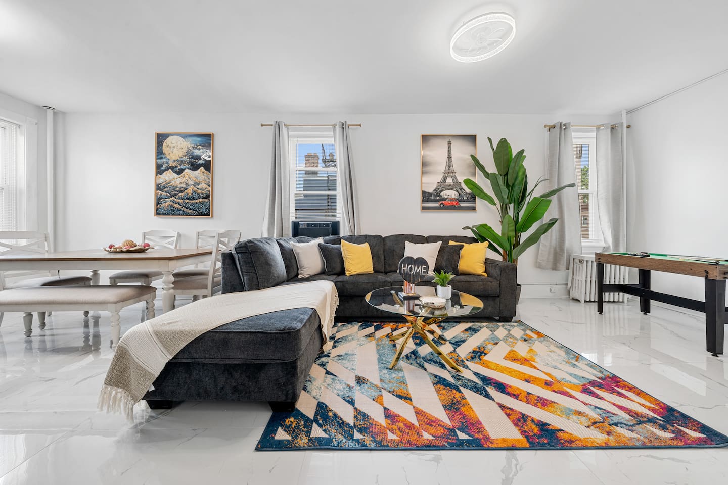 Modern Jersey City Apartment | Near Manhattan