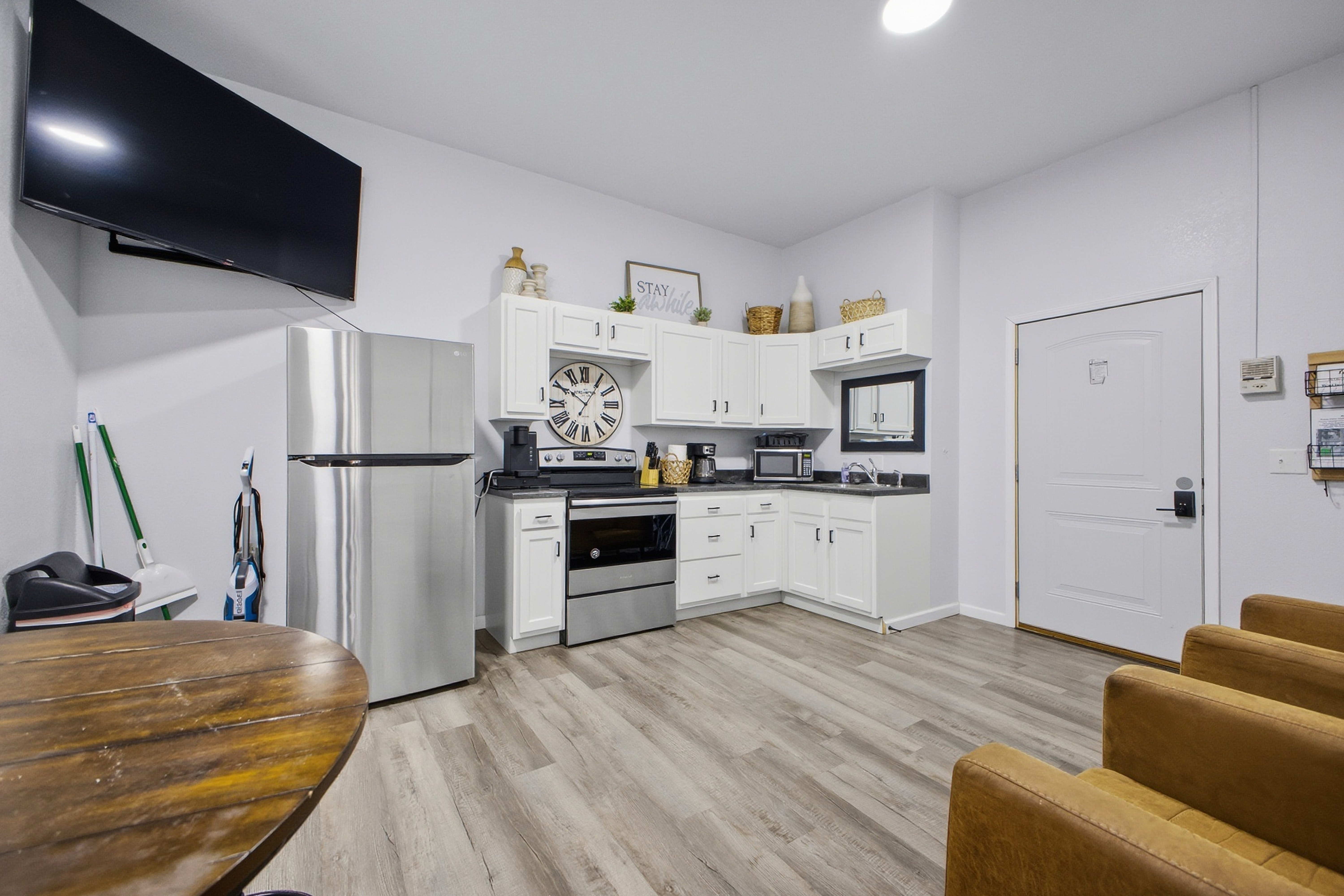 Bunkhouse on the Square (Pet Friendly)