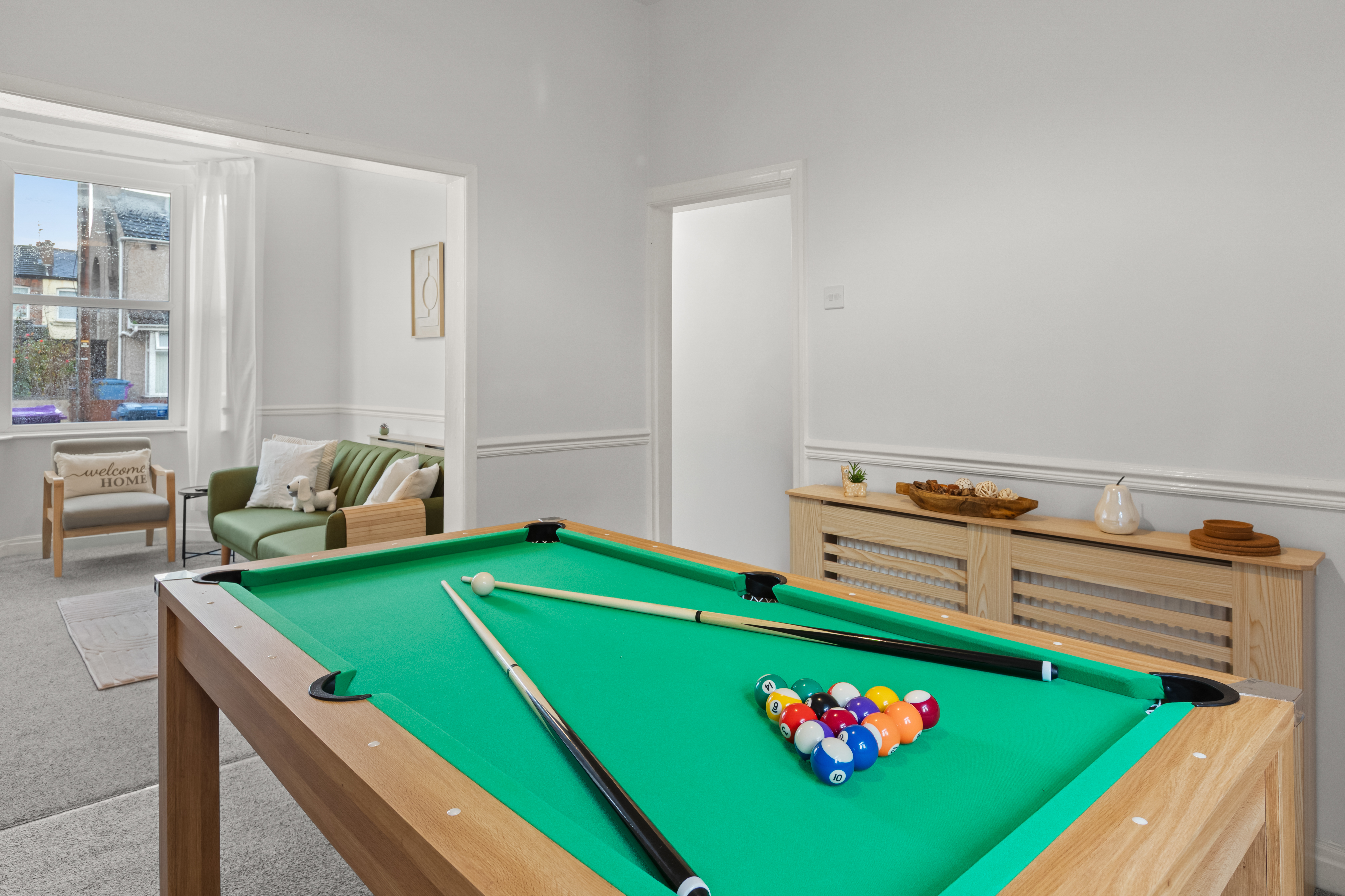 Anfield House | 3BR Home with Pool Table