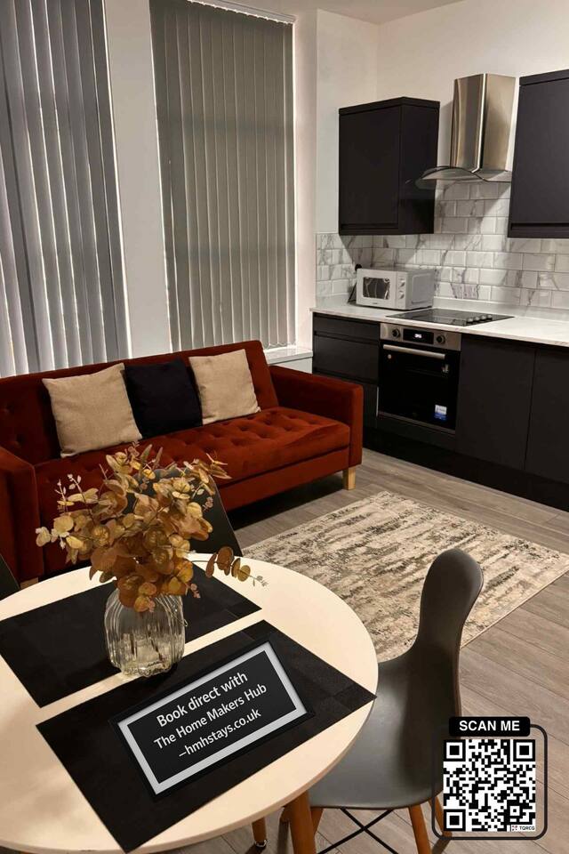 3BR Apartment |Contractors' Choice |Parking| 2 Baths
