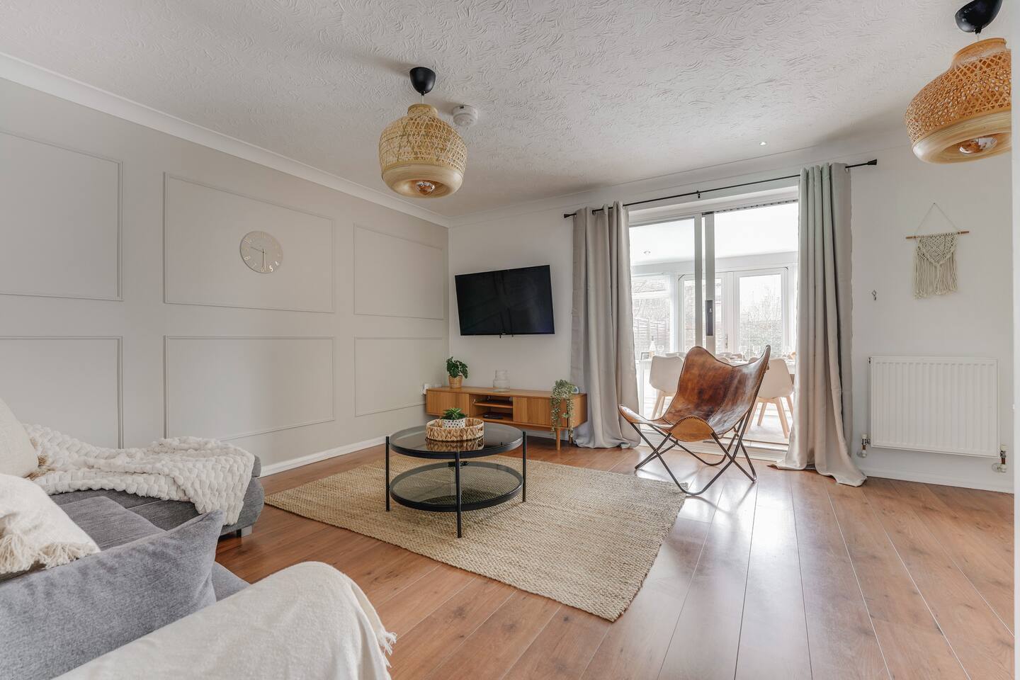 Universal | Contractor | Parking | Easy commute