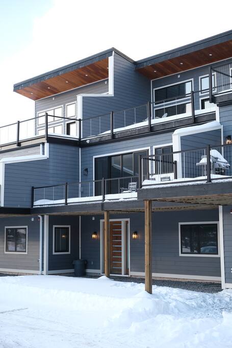 Slope Side Luxe | Views, Decks, Walk to Mtn & Town