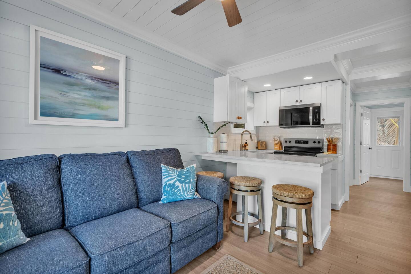 Heated POOL- 99 Steps 2 BEACH- Coastal Lower Unit