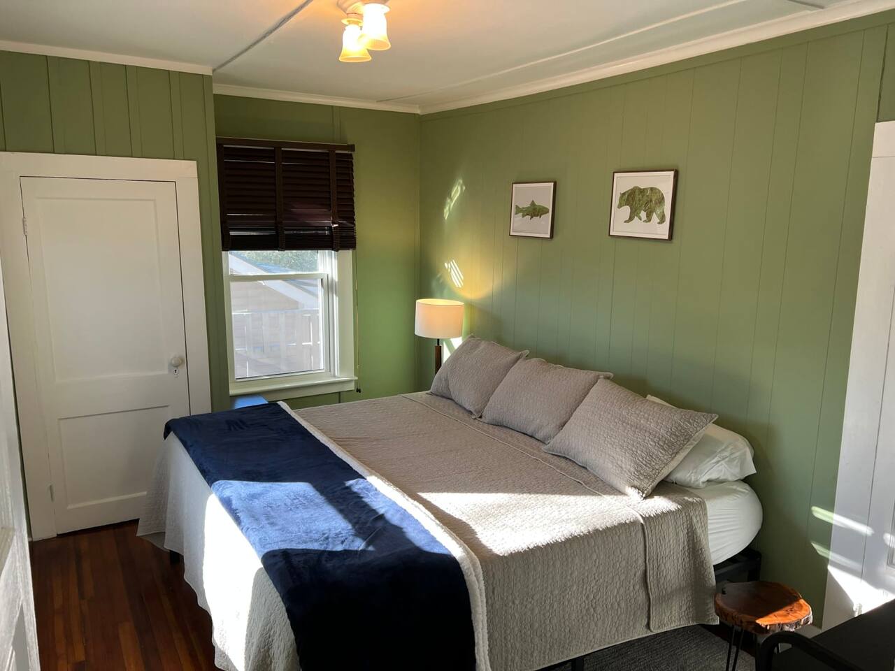 Gore Mountain Lift View Getaway: 5 Unit Complex