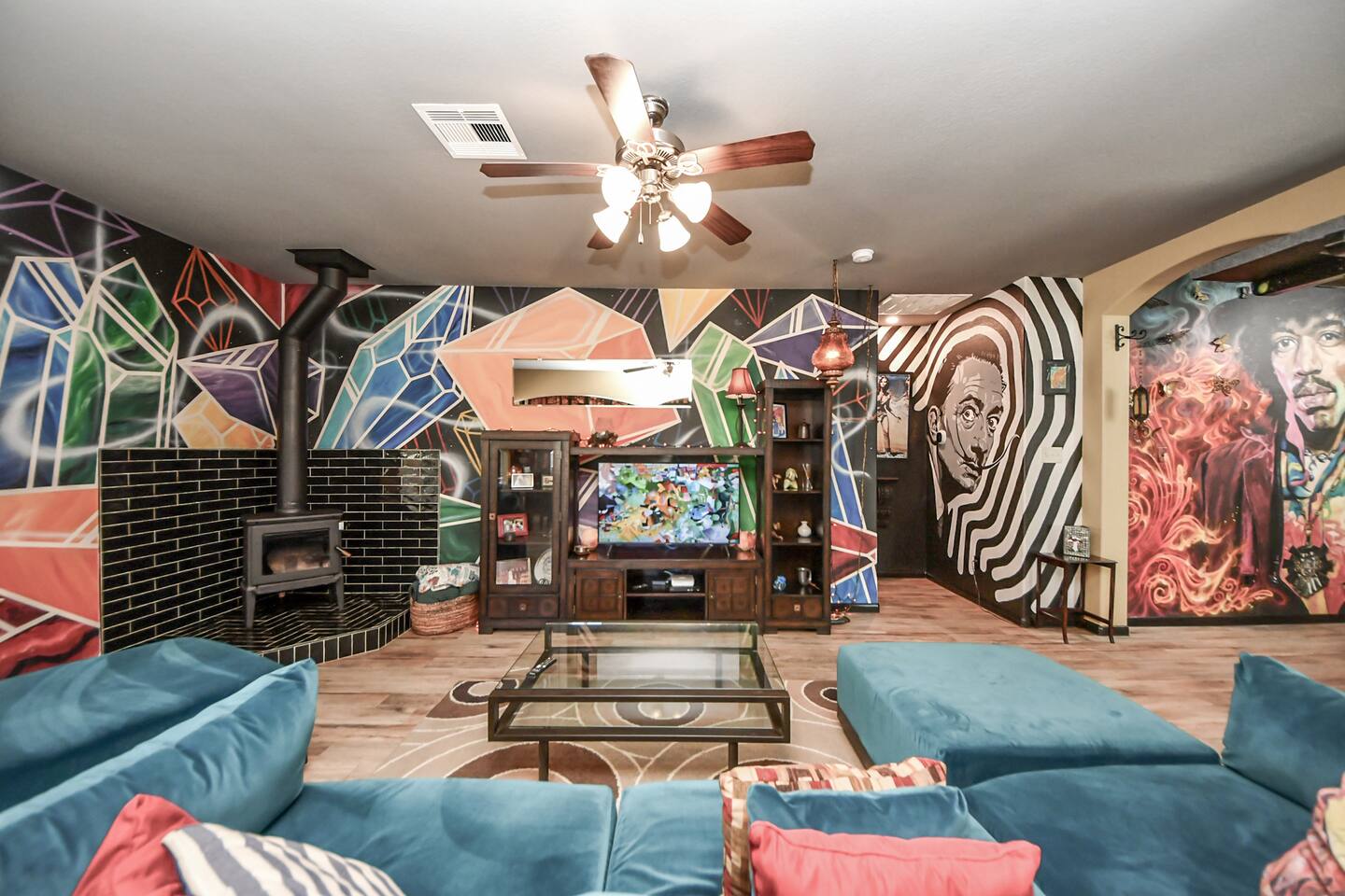 Artist-Owned | Hand-Painted Murals | Spa King Ste