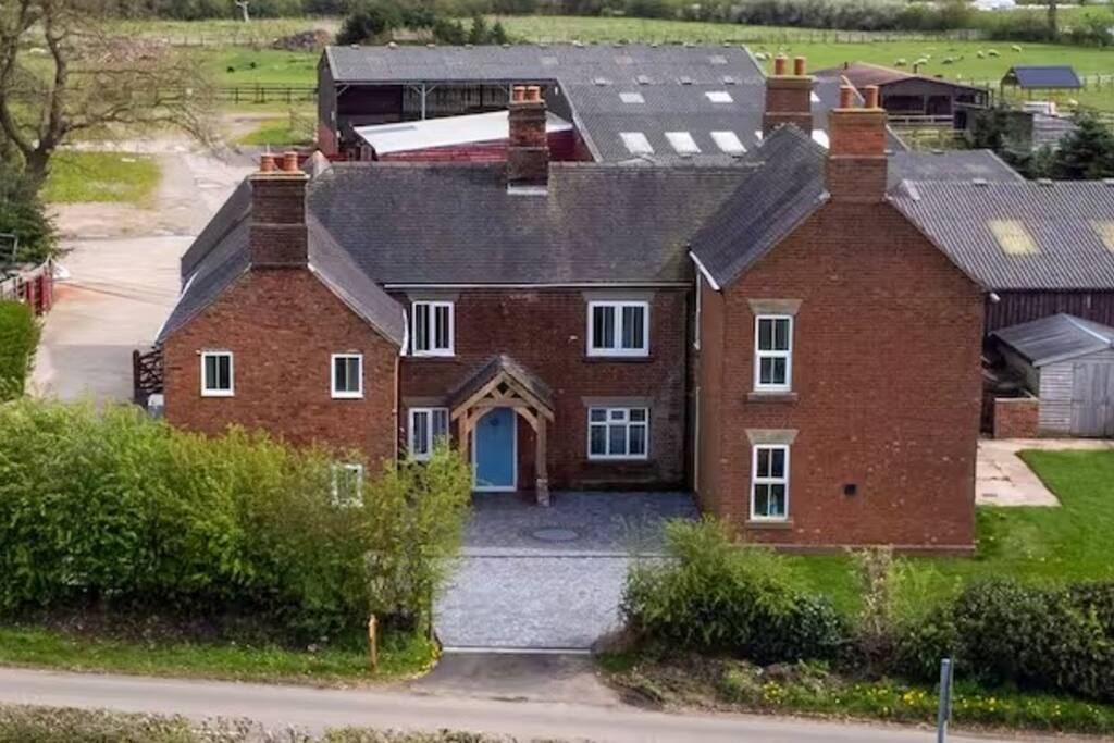 #111 Farm Complex sleeps 23