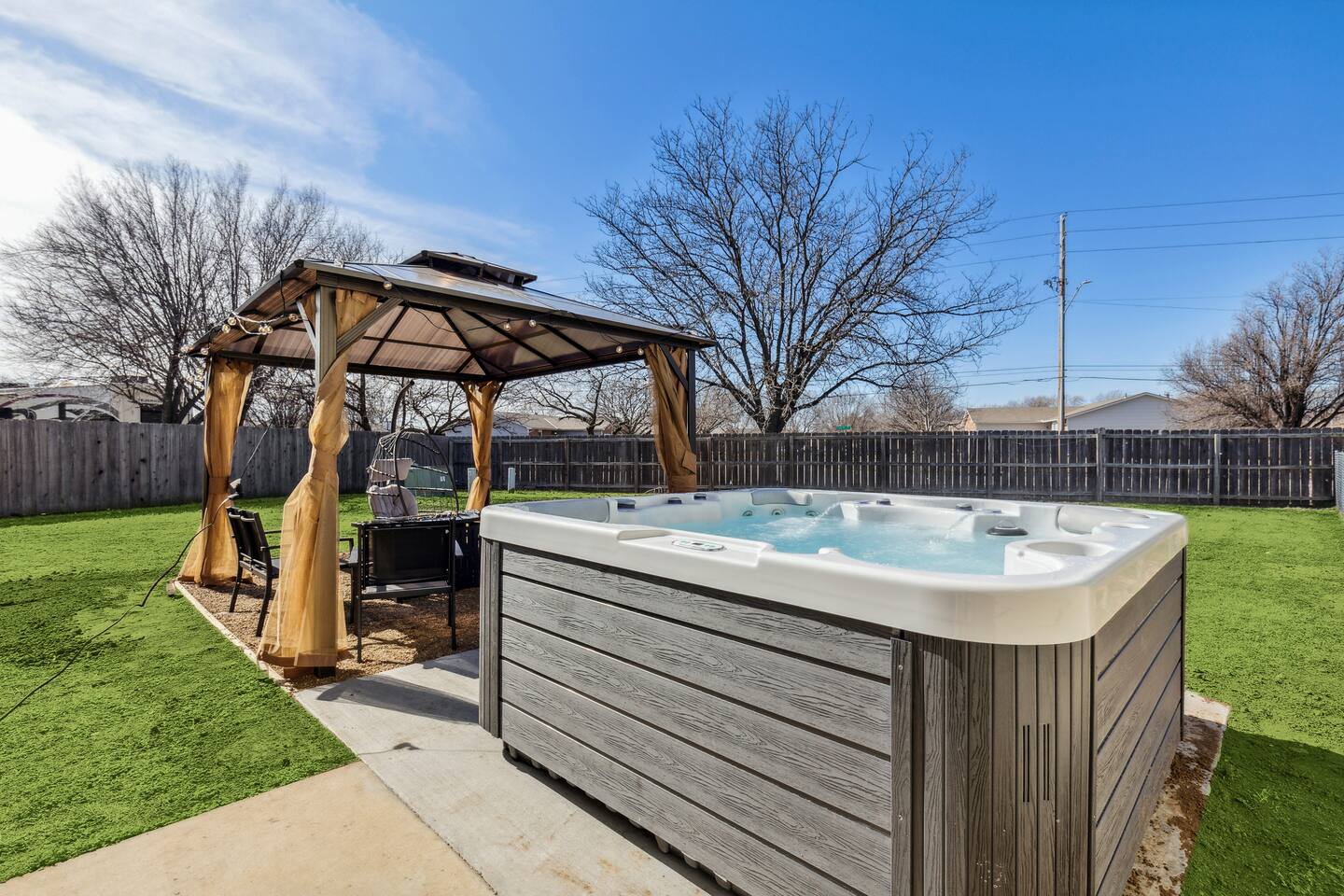 HotTub, Theater, King Duplex in West Wichita