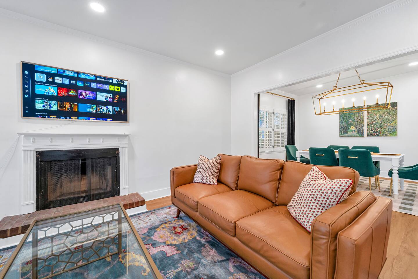 5 Beds 4 Bdrm 4 Bath 2 Laundry Rooms