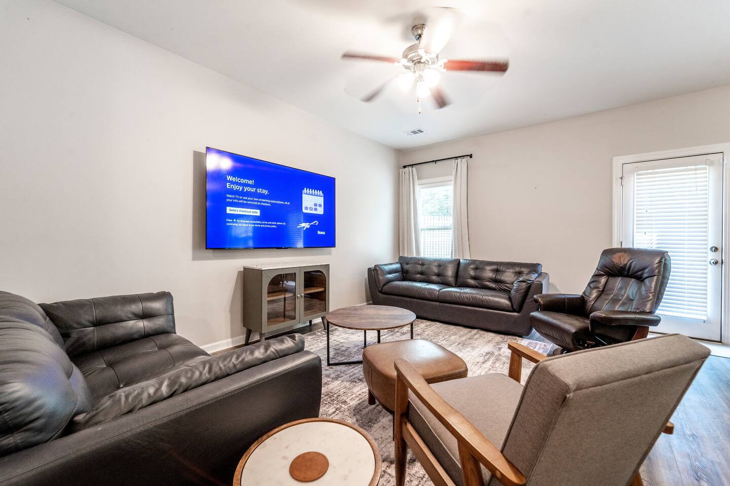 5 Beds 4 Bedrooms 2.5 Bathrooms Fenced In Backyard