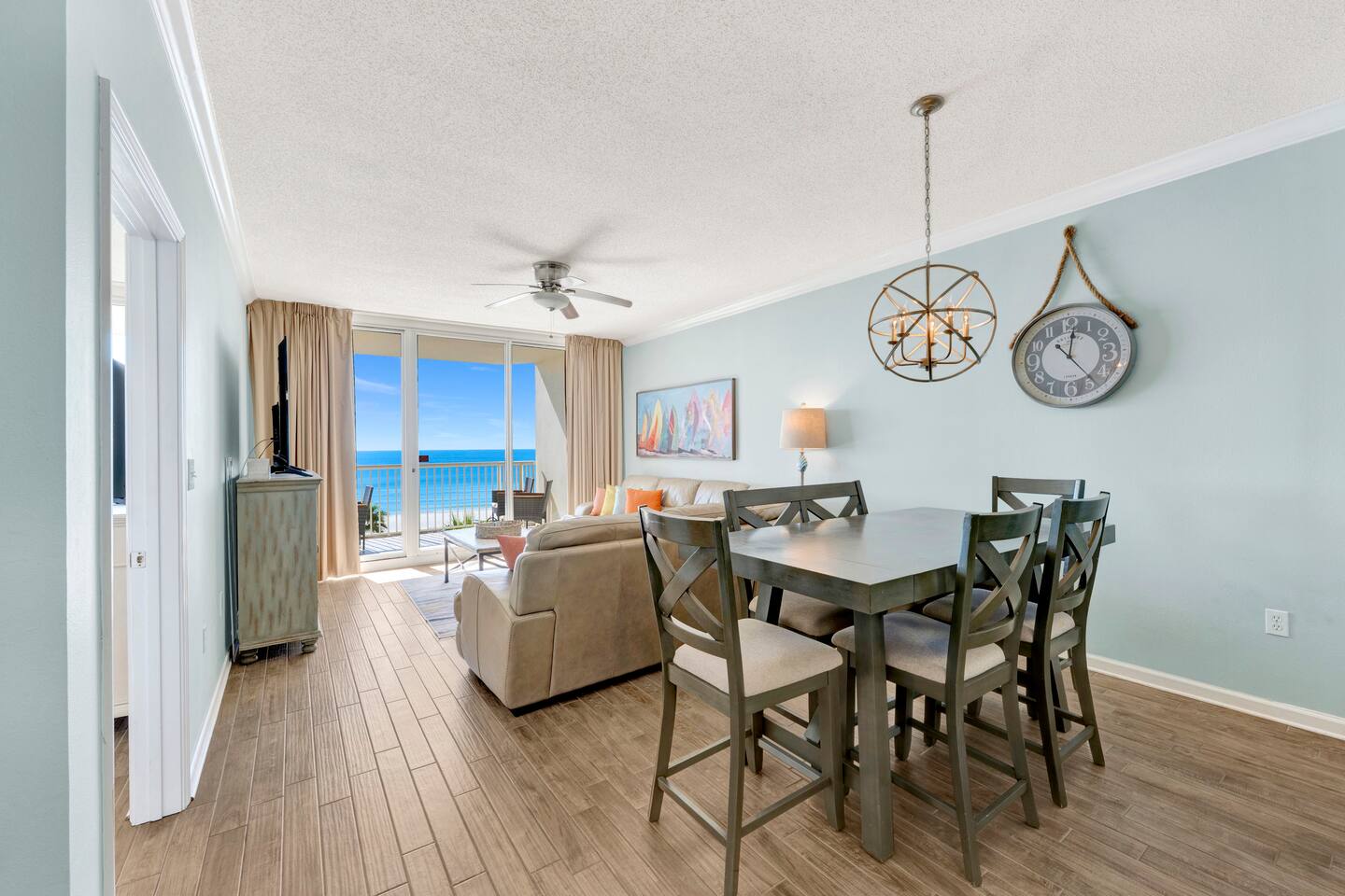Ocean Views & Beach Access at the Beach Club!