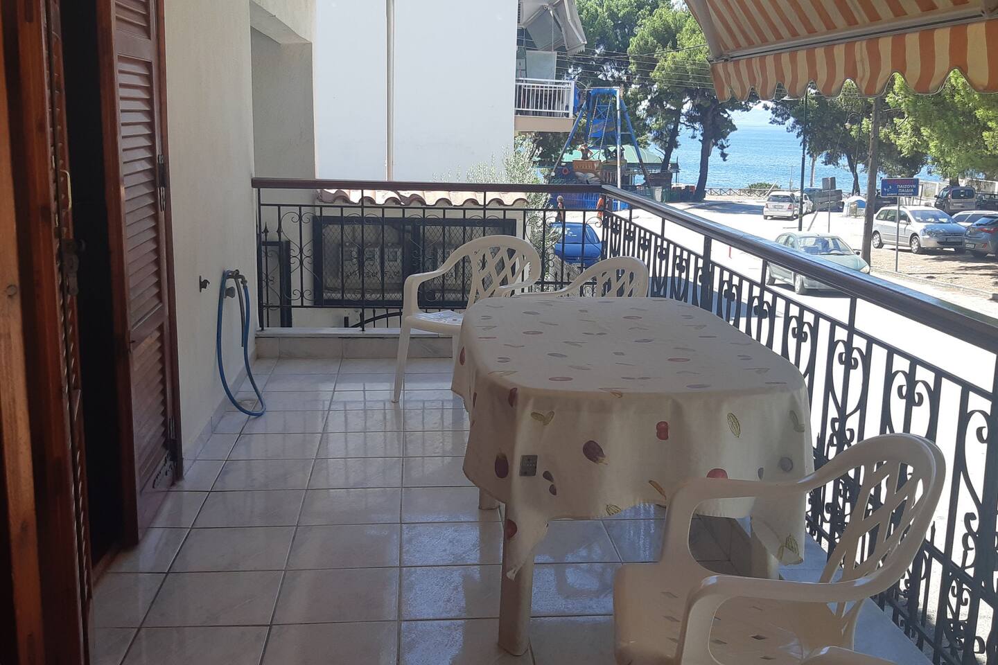 Tsatsalmas Rooms with Sea View