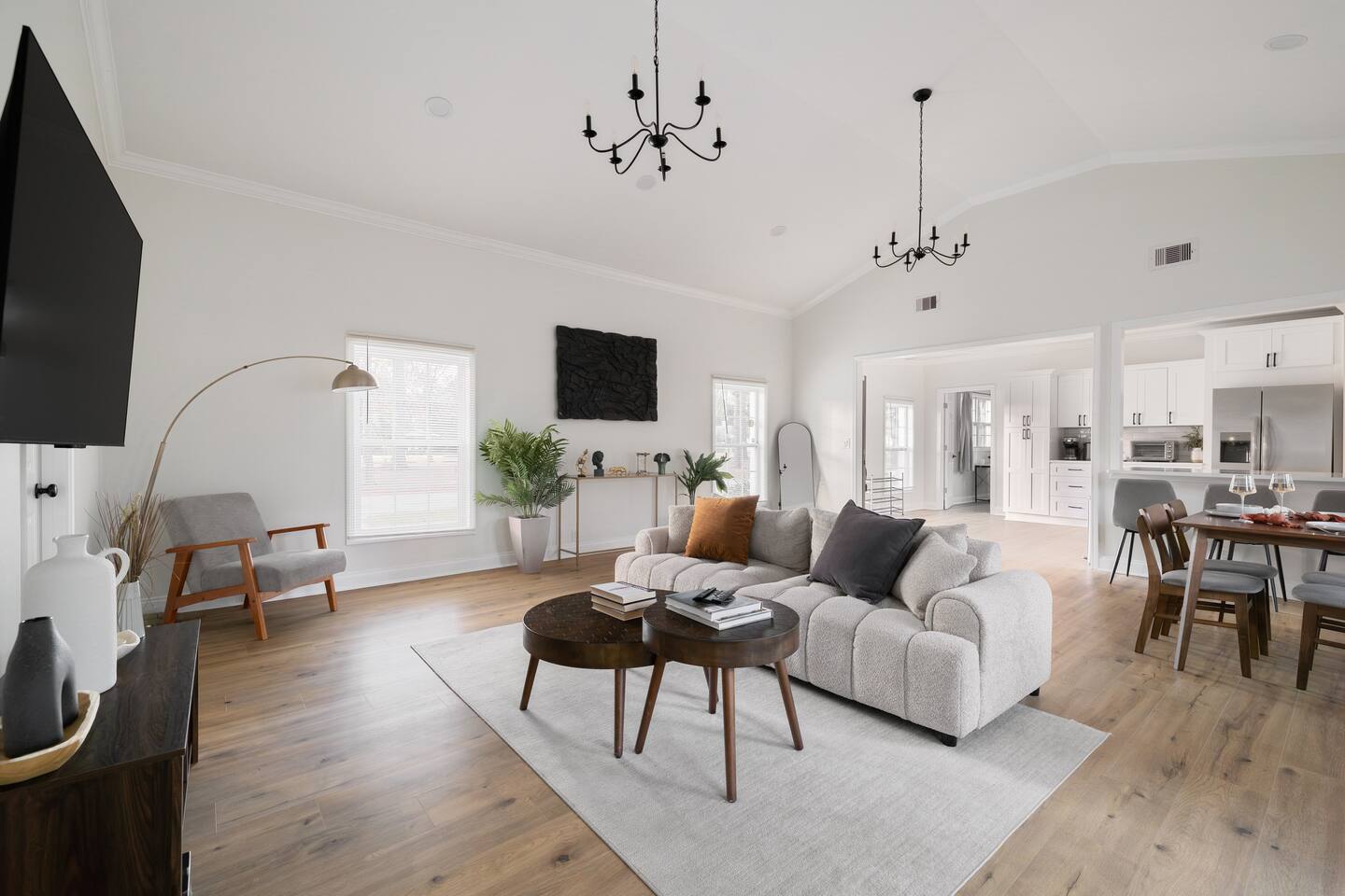 Spacious Home | Near Forsyth Park & Downtwn | Pets