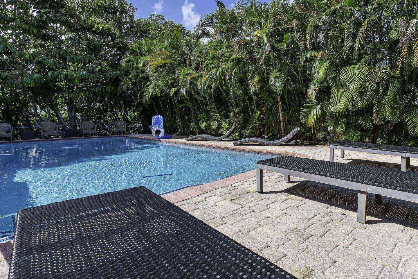 Property thumbnail 26