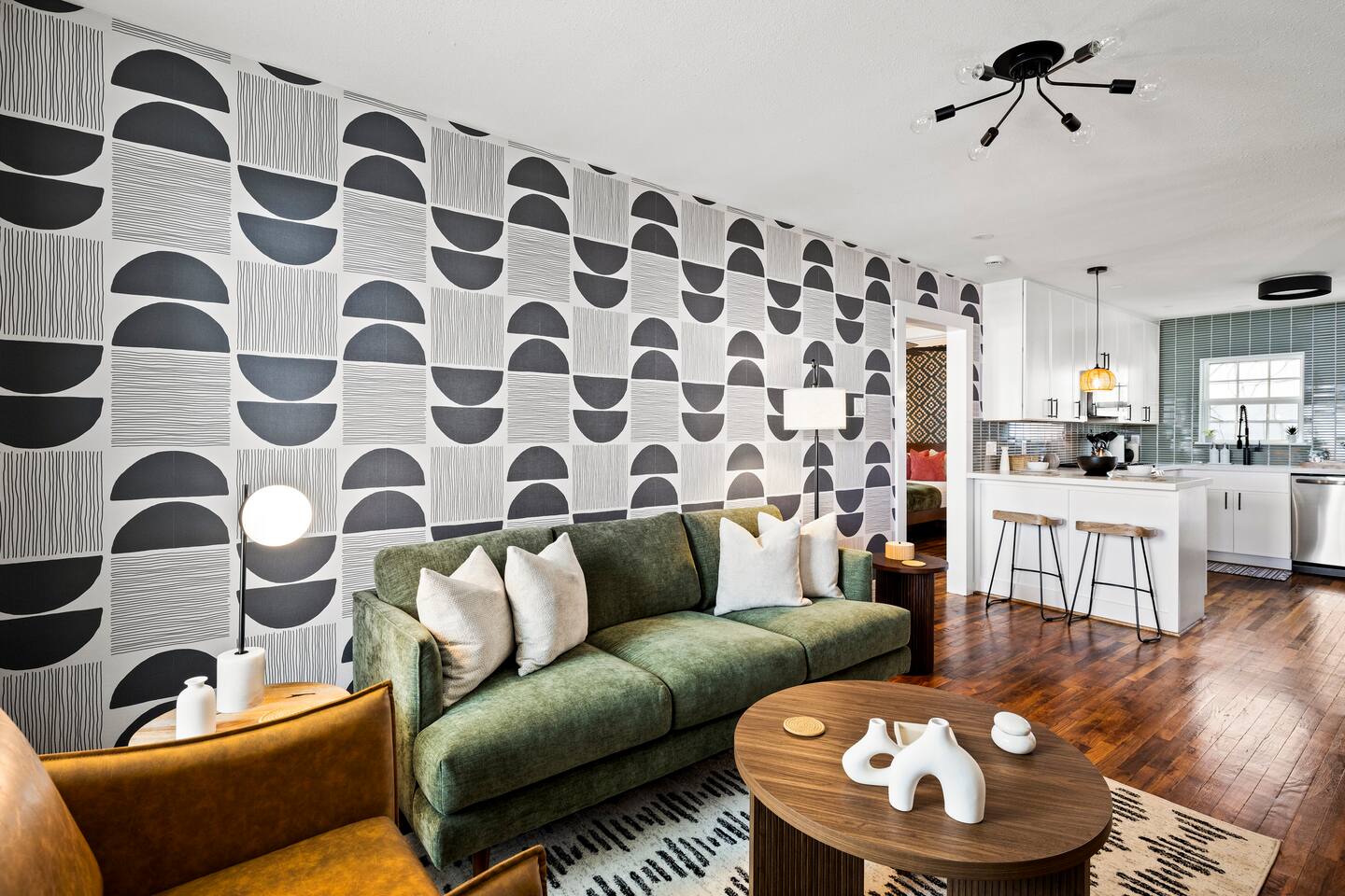 *NEW*BohoBungalow2-Downtown/Med Center/Conference