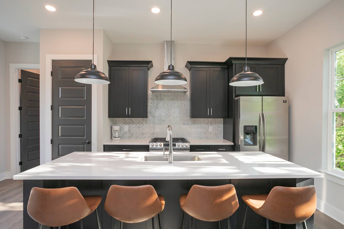 Bright Boutique Stay|3bd-Parking|Geodis Park!